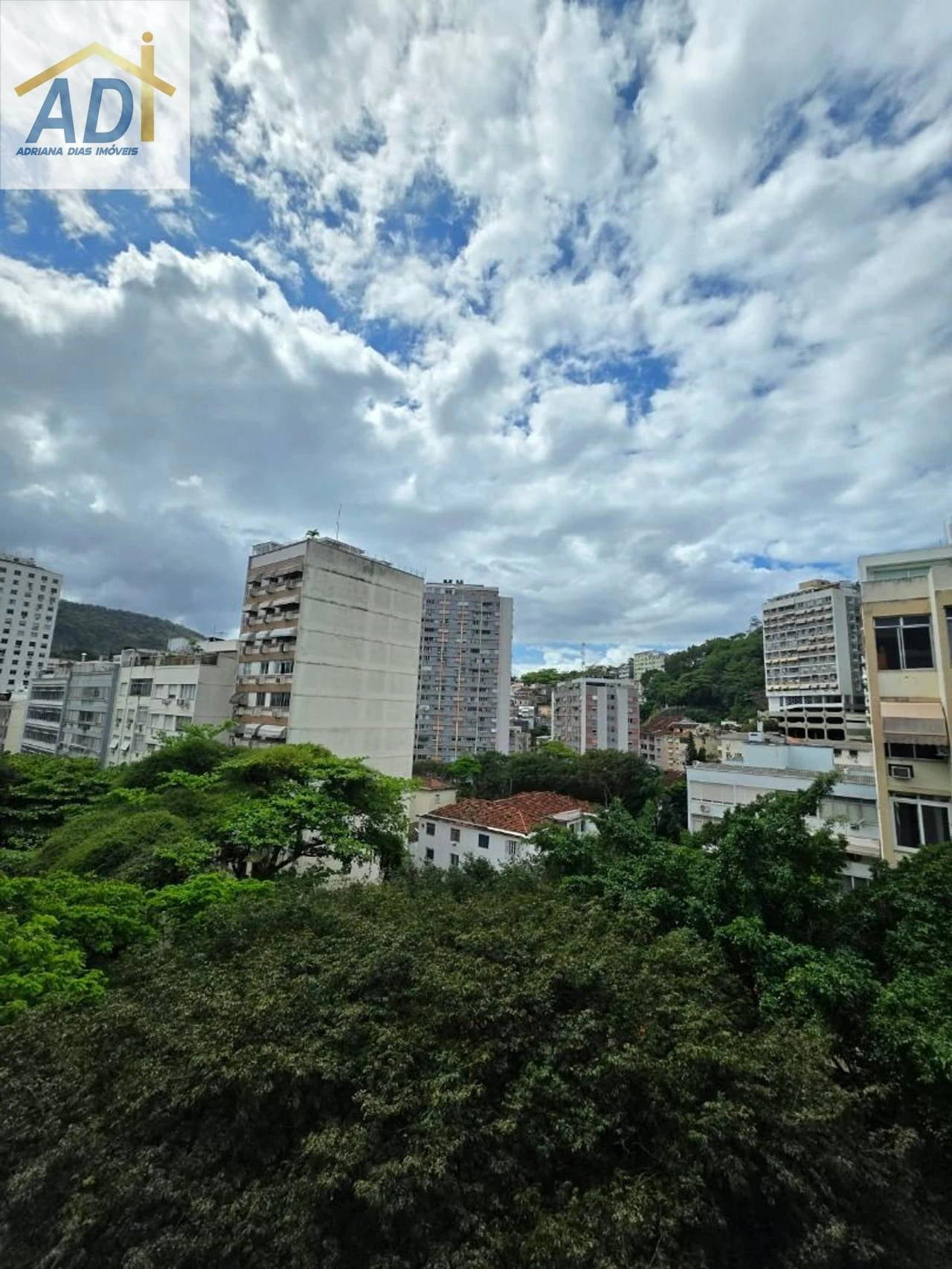 Apartamento de 2 quartos com cozinha fechada separada — photo 19