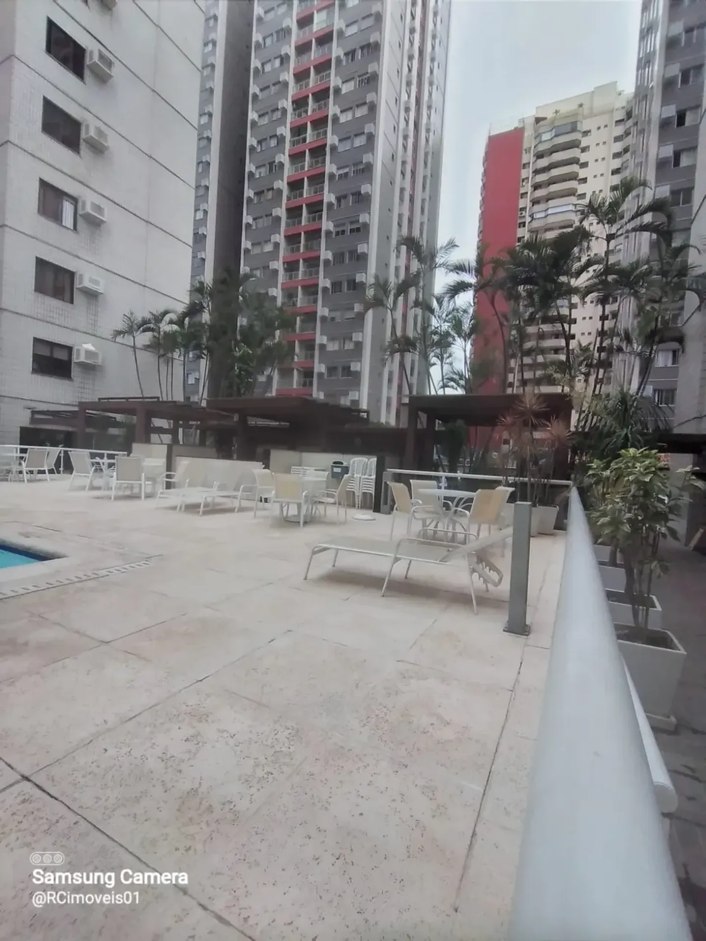 3-bedroom apartment with pets allowed — photo 45