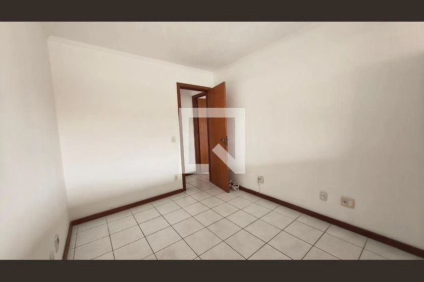 Квартира з 3 спальнями, у будинку є басейн — photo 41