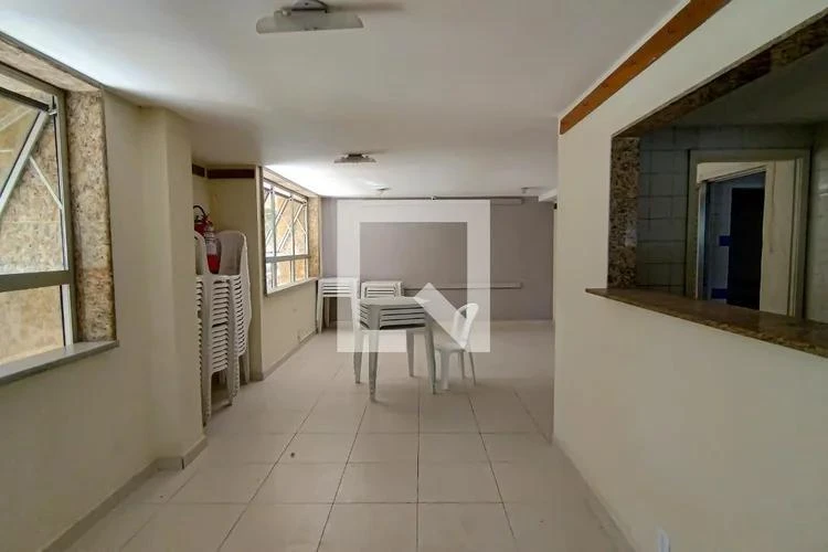 Apartamento sin amueblar de 62 m² con 2 dormitorios y 1 plaza — photo 8