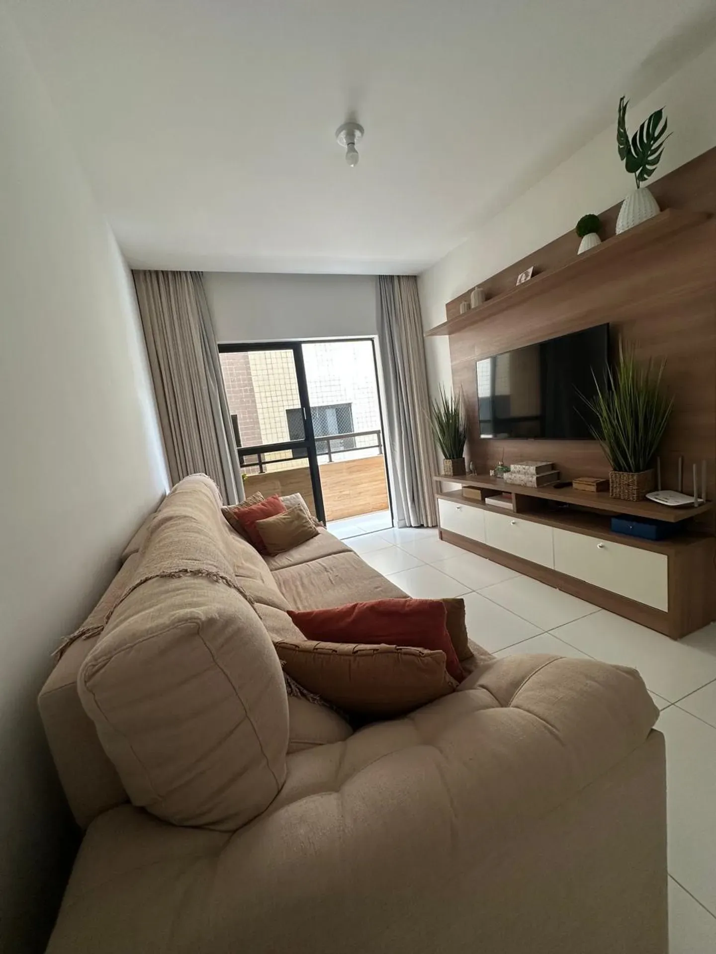 Робоче місце та 3 спальні: квартира 80 м²