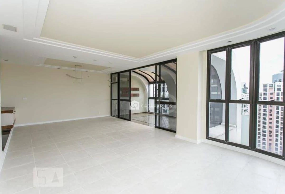 Квартира з 3 спальнями, 5 ванними кімнатами та 200 м² — photo 13