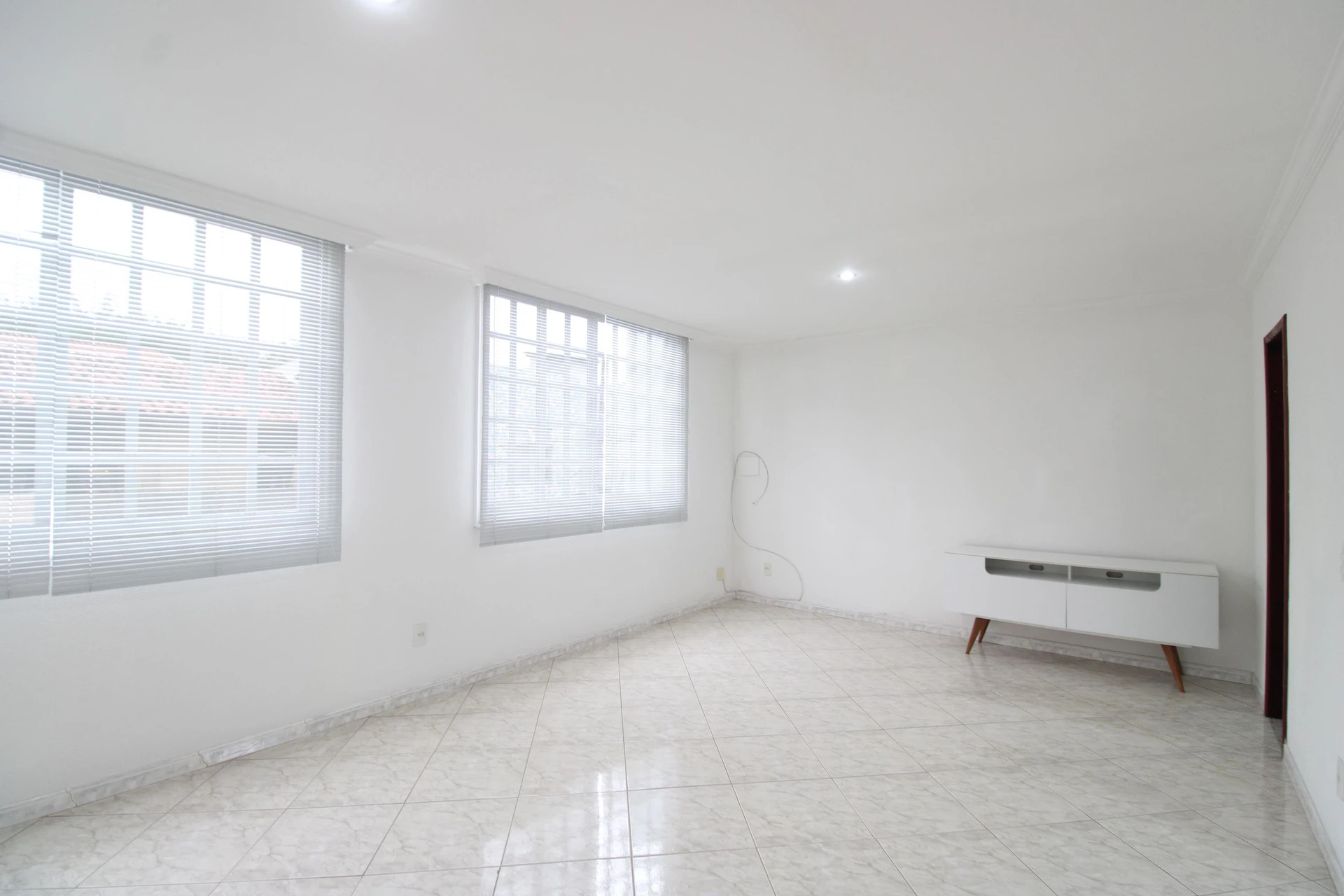 Studio for rent with 1 bedroom and private bathroom — photo 3
