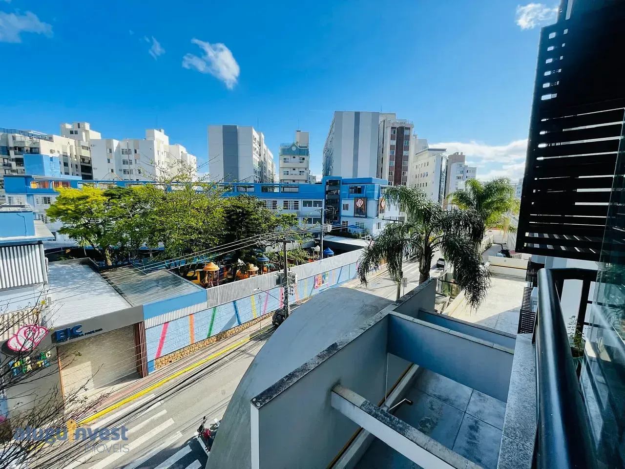 2-bedroom apartment with a washing machine in Florianópolis — photo 17