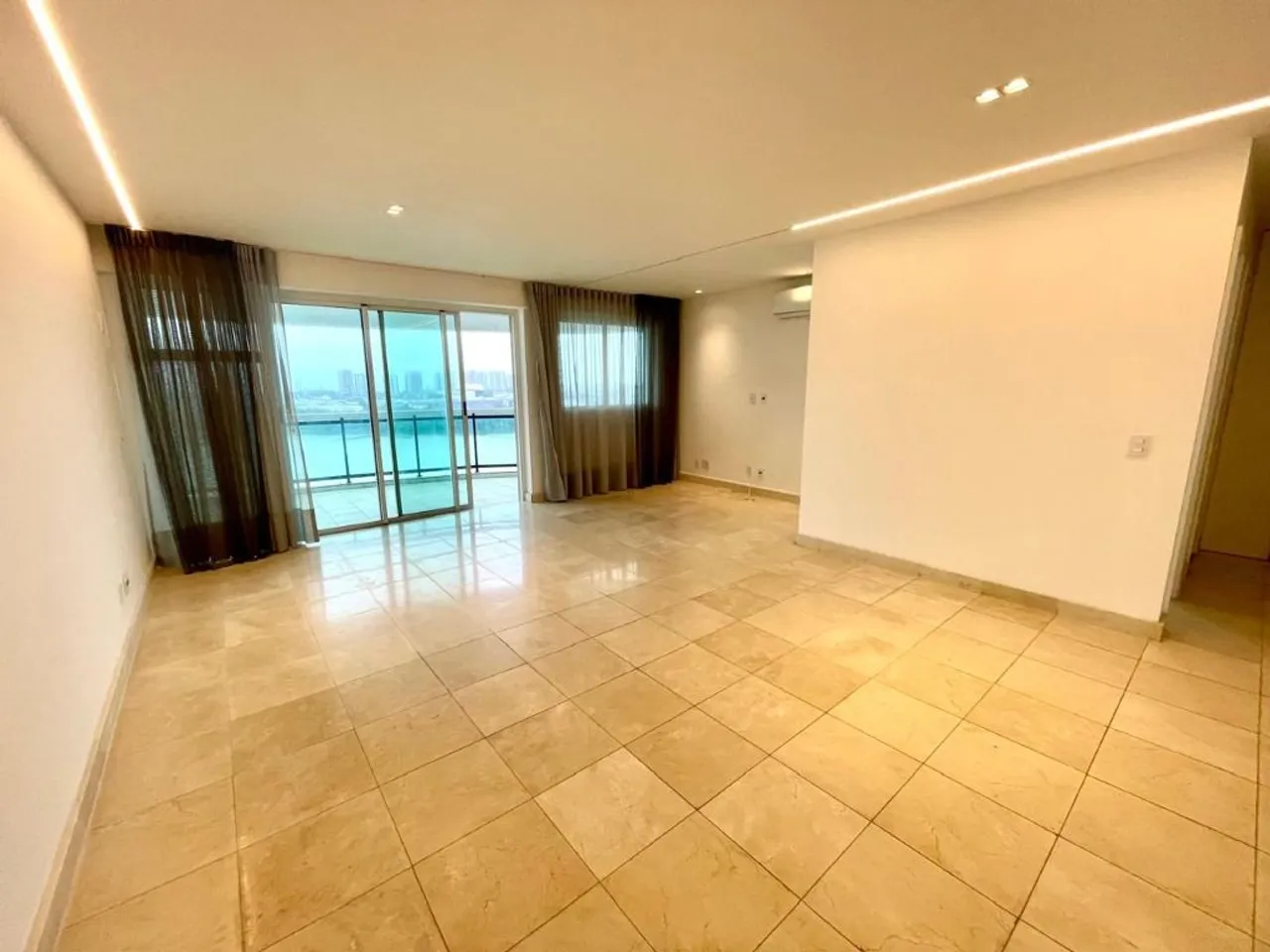 Apartamento com 2 dormitórios e 3 banheiros — photo 4