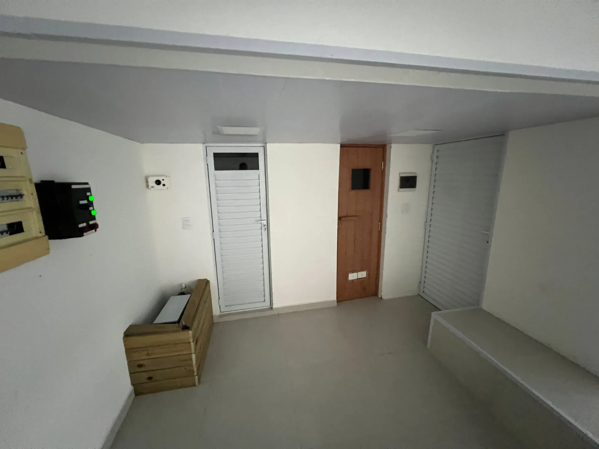 Furnished house with 6 en-suite bedrooms and private BBQ — photo 41