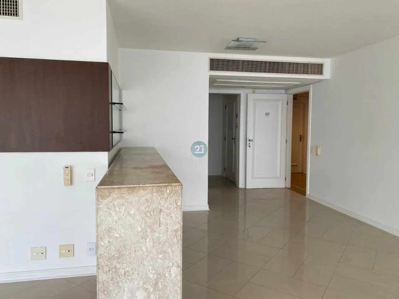Apartamento de 230 m² con 3 suites y despacho — photo 28