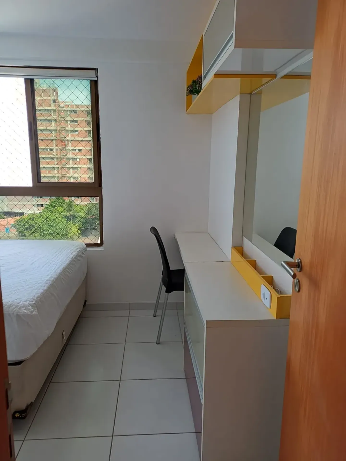 2-bedroom apartment with private BBQ and balcony — photo 5