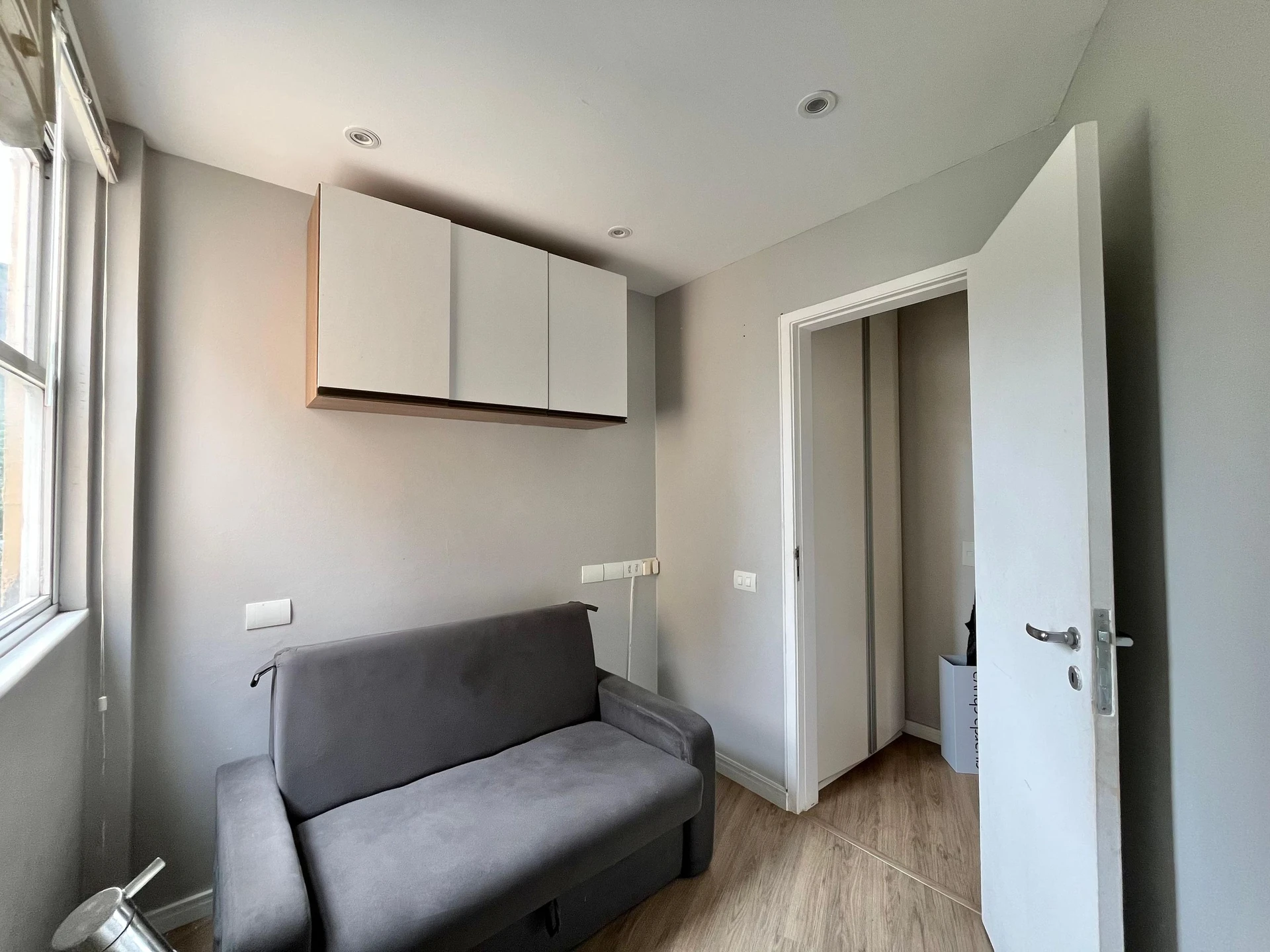 Furnished apartment, 130 m², with a dishwasher — photo 33