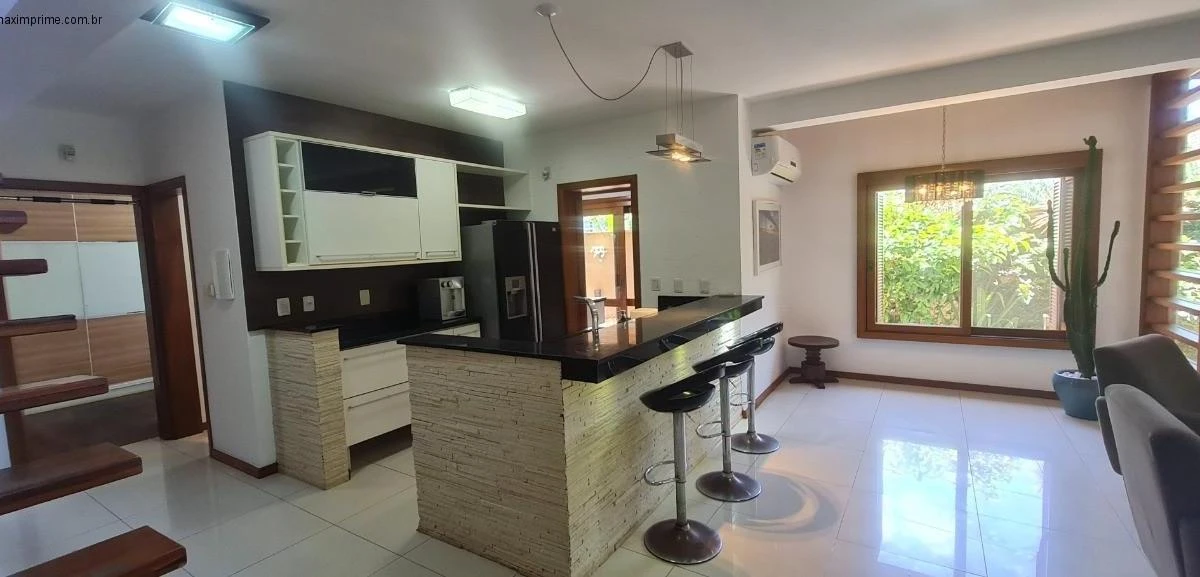 Casa con espacio de home office en Florianópolis — photo 13