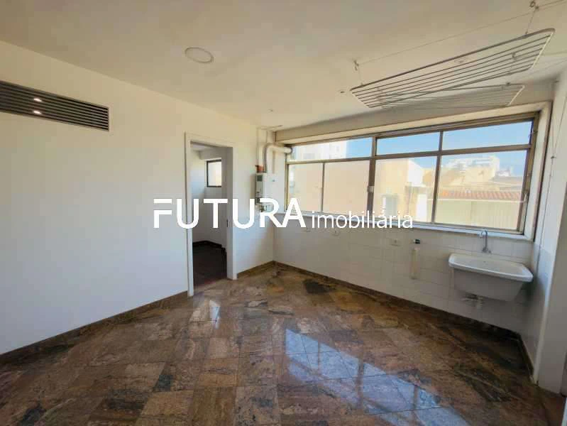250 m² apartment with 4 bedrooms and 3 parking spots — photo 5