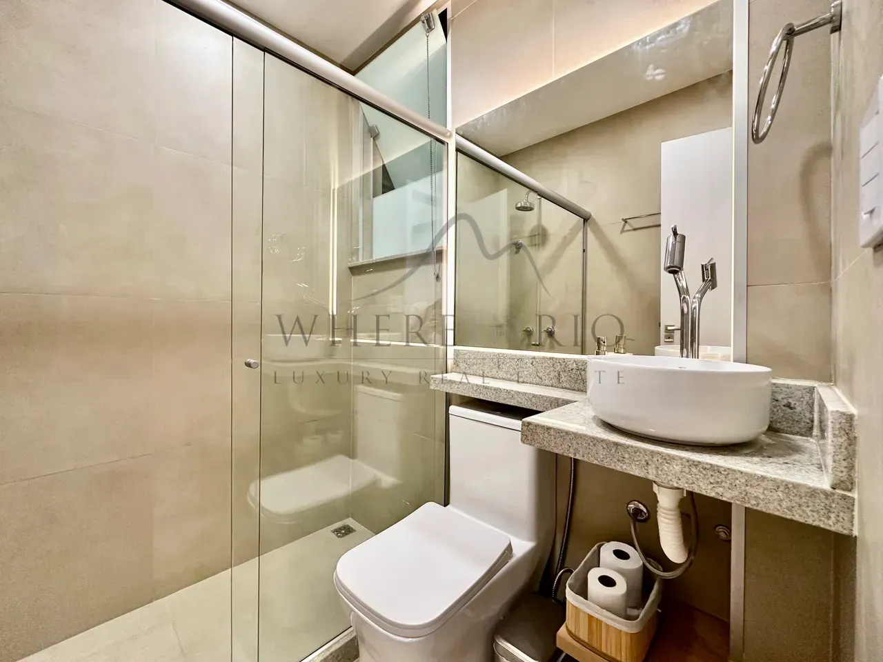 Furnished 1-bedroom apartment with open kitchen — photo 14