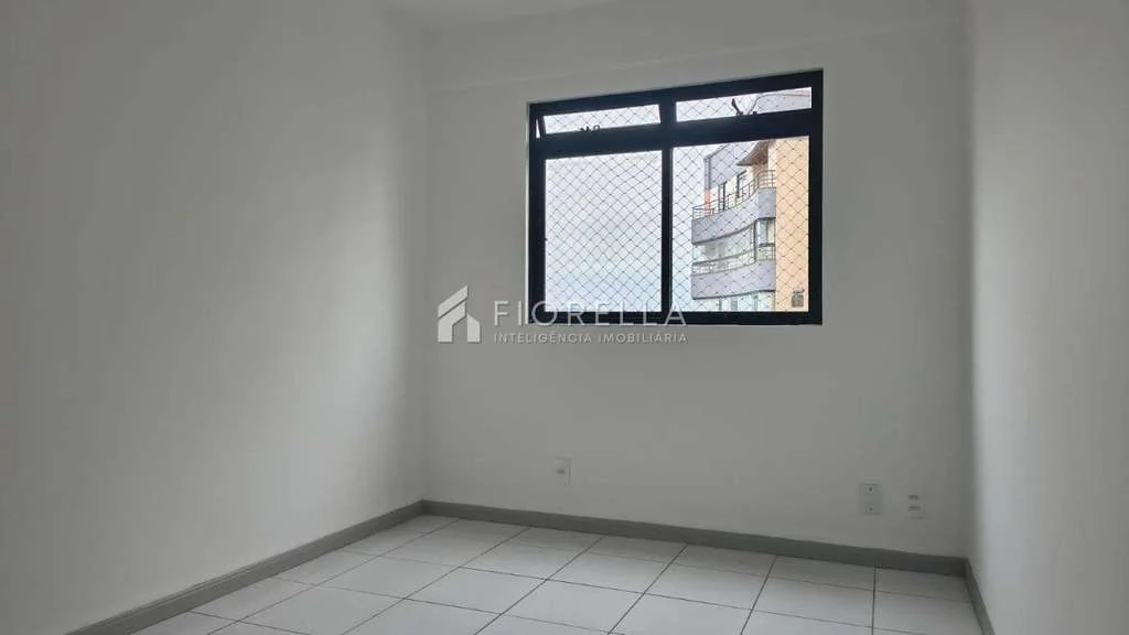 104 m² apartment with 3 bedrooms and 1 en-suite — photo 3