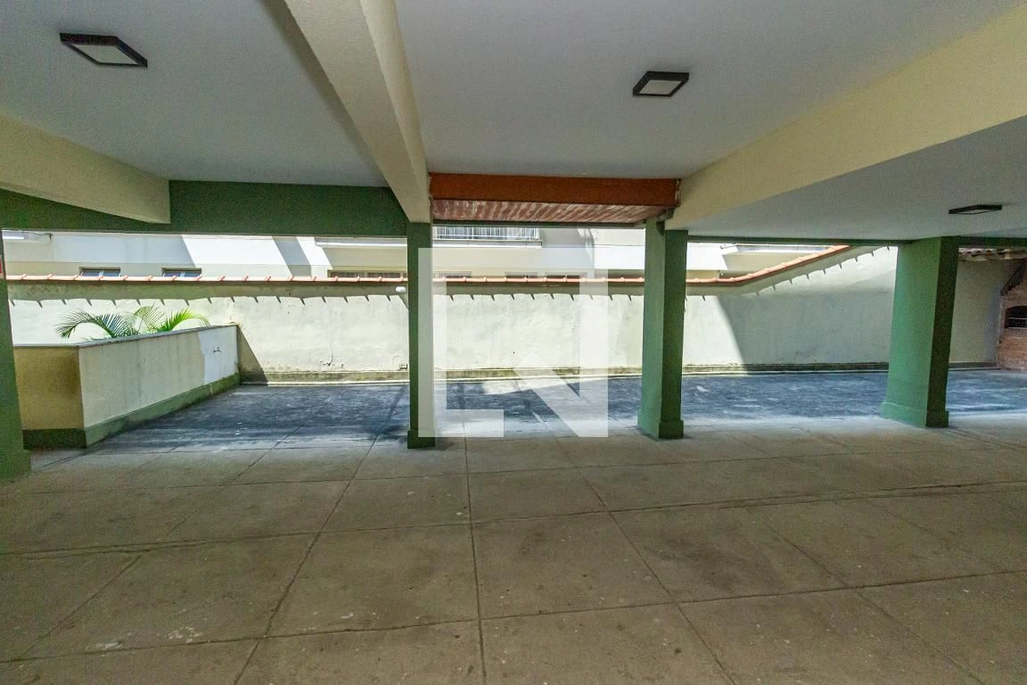 Furnished apartment with 2 bedrooms and a balcony — photo 32