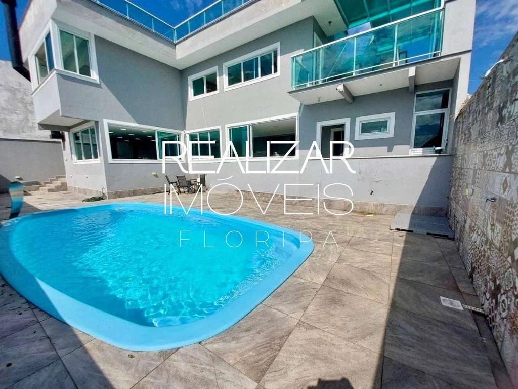 Casa de 4 suites con 600 m² y piscina de uso del edificio — photo 4