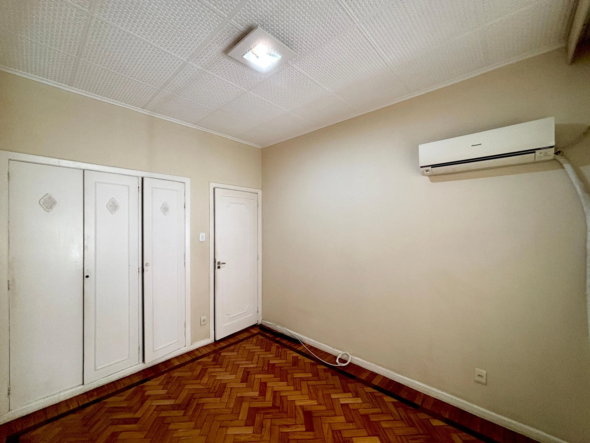 3-bedroom apartment with 2 bathrooms — photo 7
