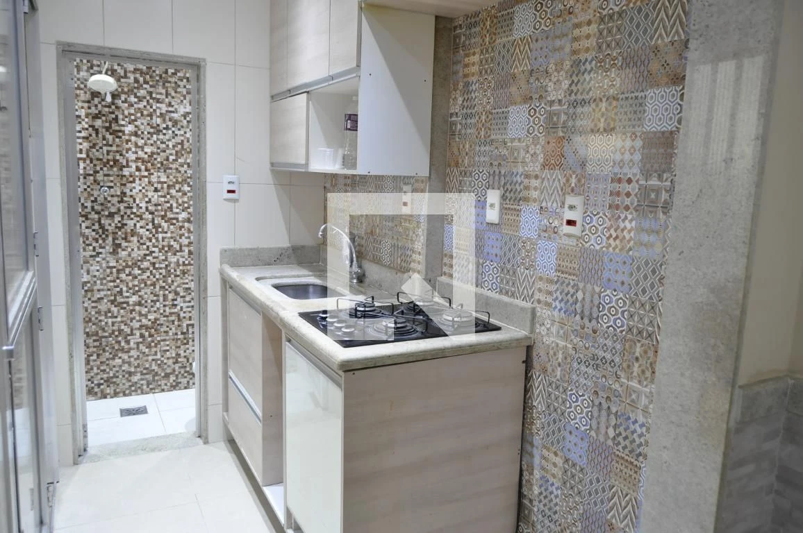 Casa, 60 m², com varanda gourmet