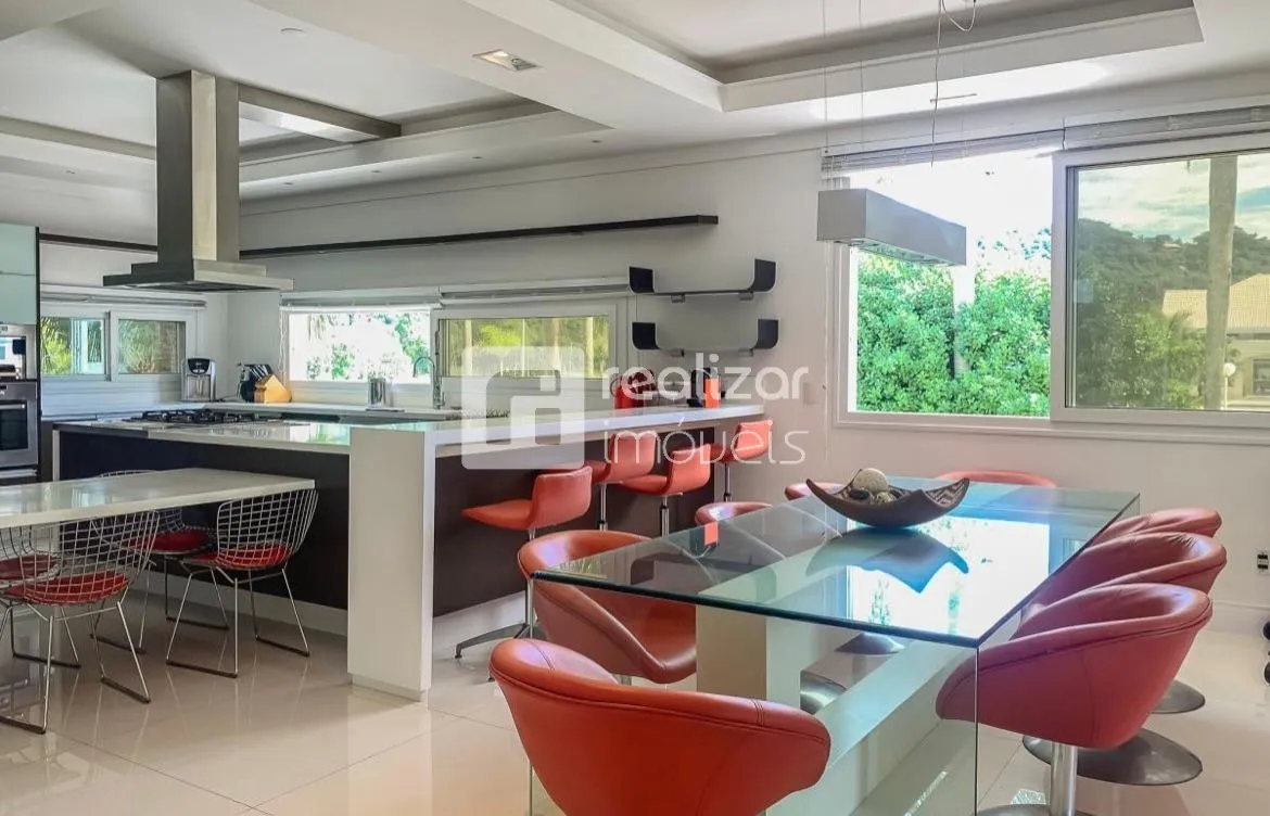 Casa mobiliada com 9 quartos e área externa privativa — photo 6