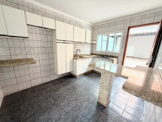 Casa de 2 quartos com varanda gourmet