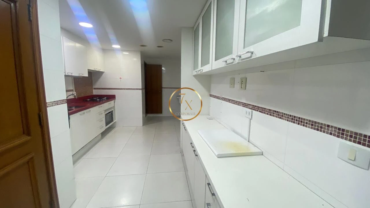 Cobertura linear de 300 m² com 3 dormitórios e BBQ — photo 2