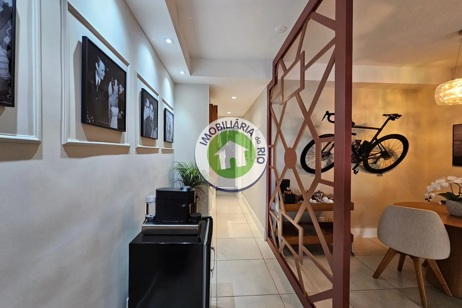 Furnished apartment with 4 bedrooms and 5 bathrooms — photo 24