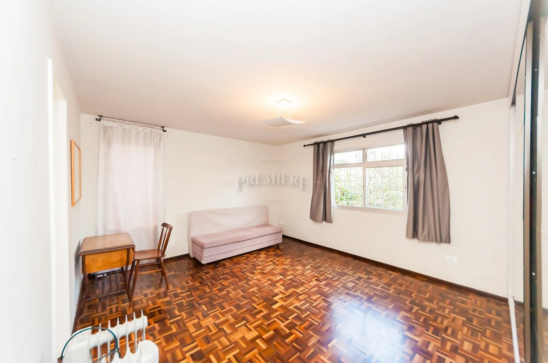 230 m² unfurnished apartment with 4 bedrooms and private garden — photo 19