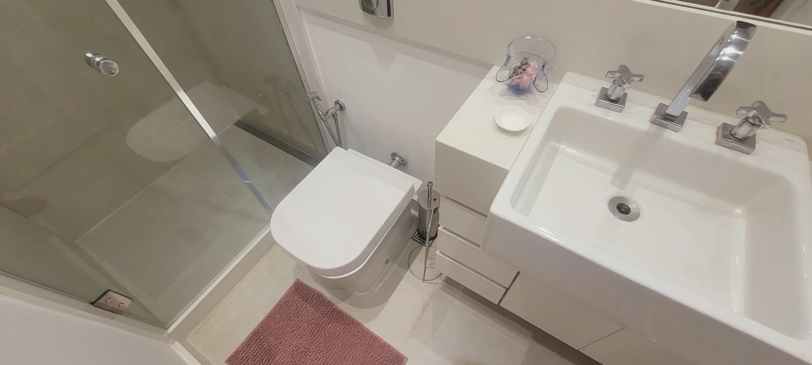 3-bedroom apartment with a washing machine — photo 22