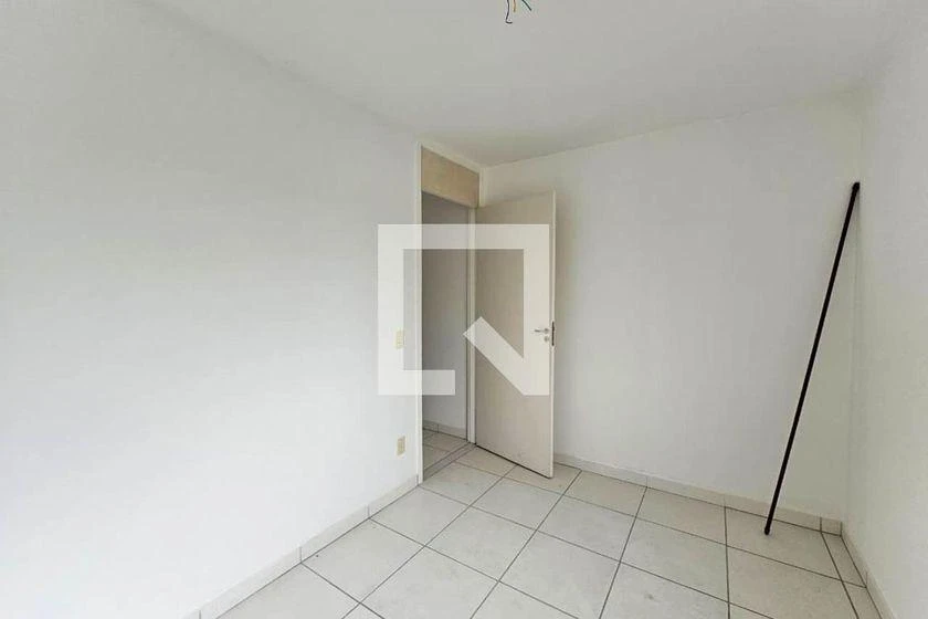 2-bedroom apartment in a building with a gym — photo 35
