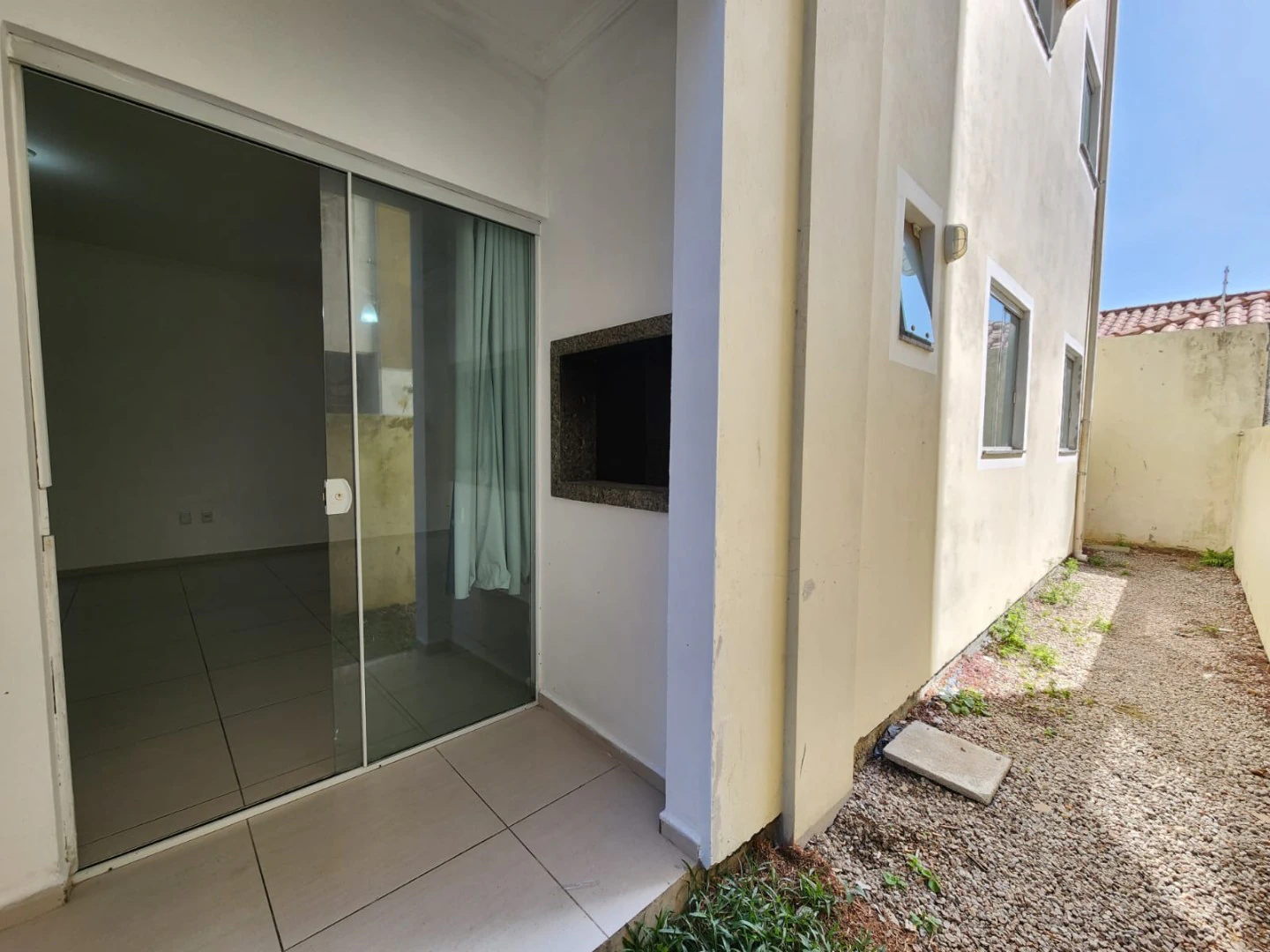 Власне барбекю та 2 спальні: квартира 47 м² — photo 6