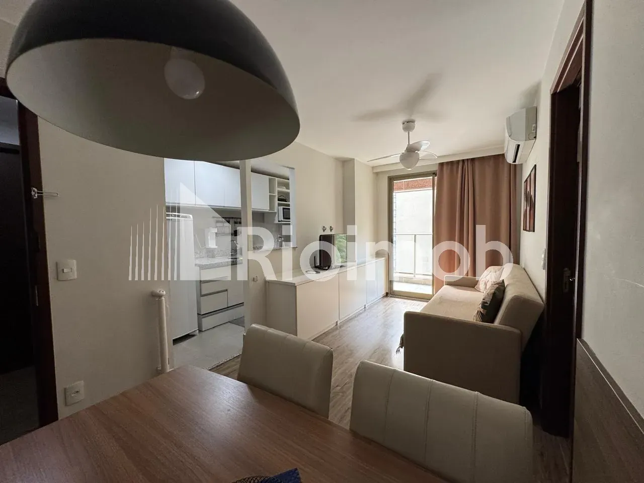 Apartamento de 45 m² com vista para as montanhas e secadora — photo 5