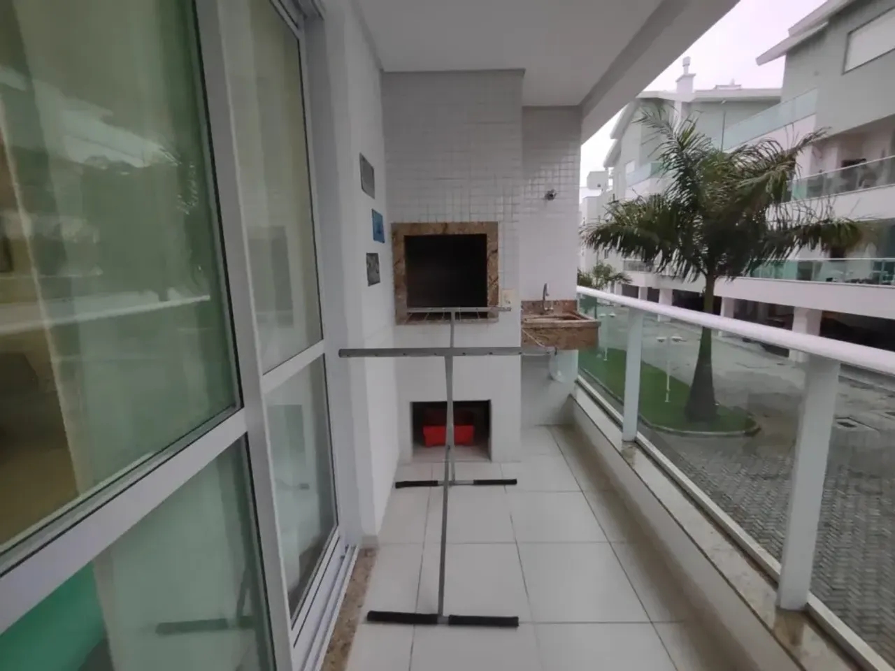 Apartamento de 2 quartos com piscina ao ar livre — photo 4