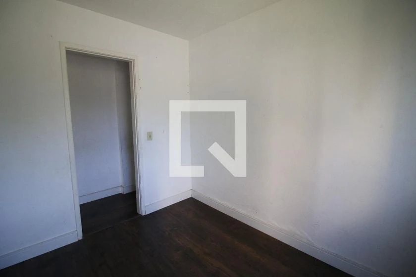 3-bedroom rental apartment with open-plan kitchen — photo 17