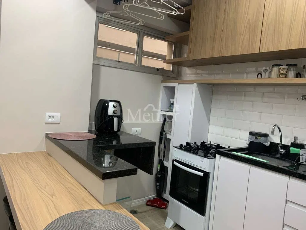 Furnished apartment, 27 m², with wood or laminate floors — photo 2