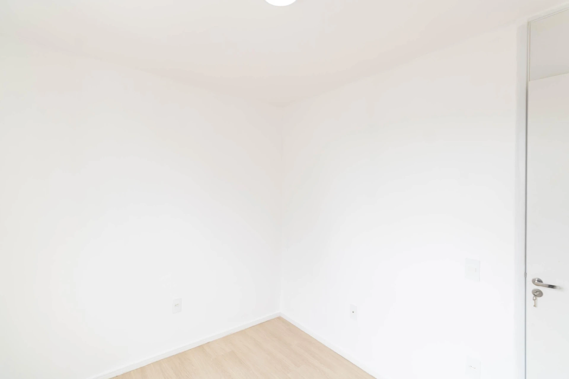 Furnished apartment, 42 m², with a washing machine — photo 32