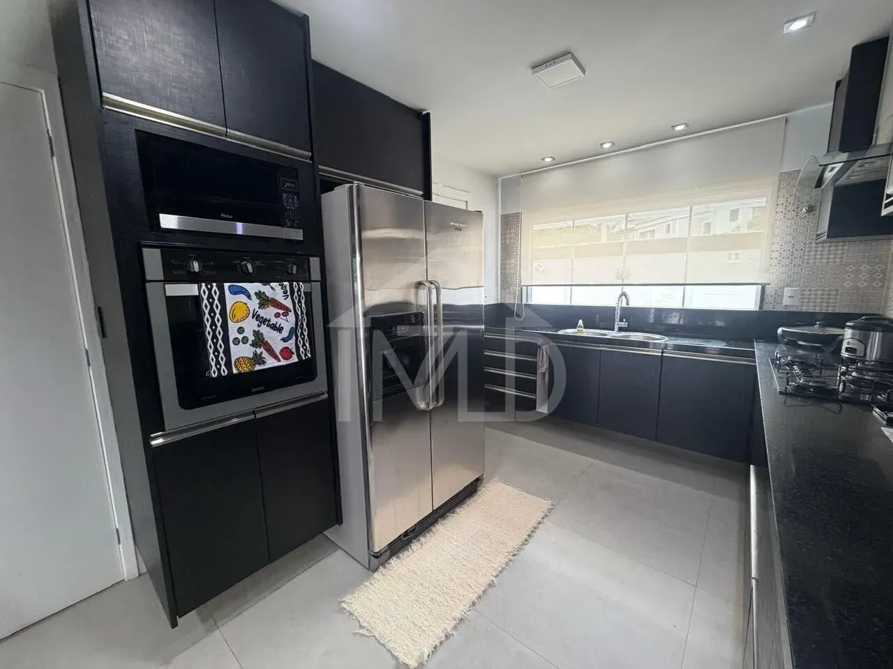 Unfurnished house with 4 bedrooms and 5 baths — photo 35