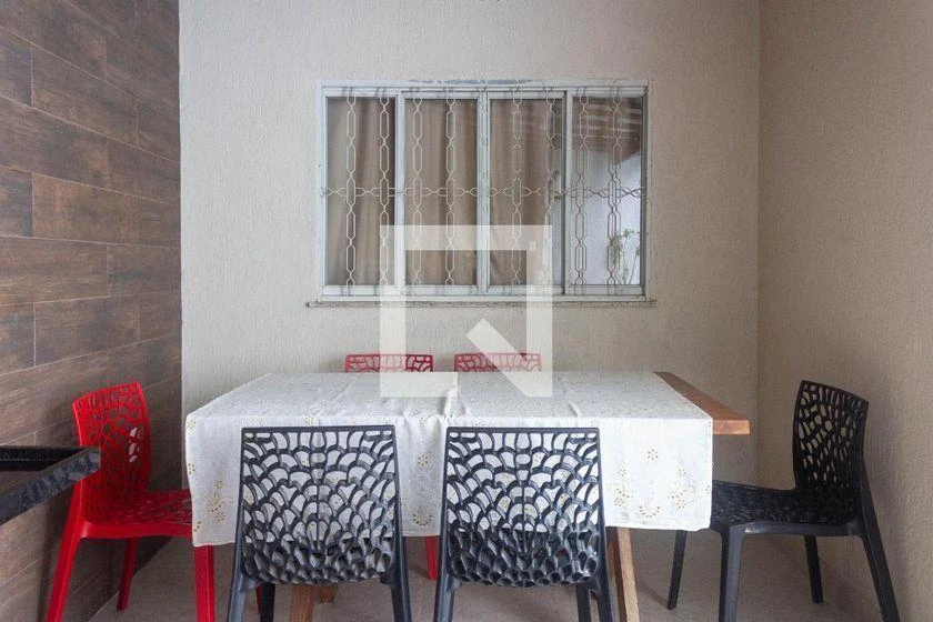 2-bedroom house with a washing machine — photo 32