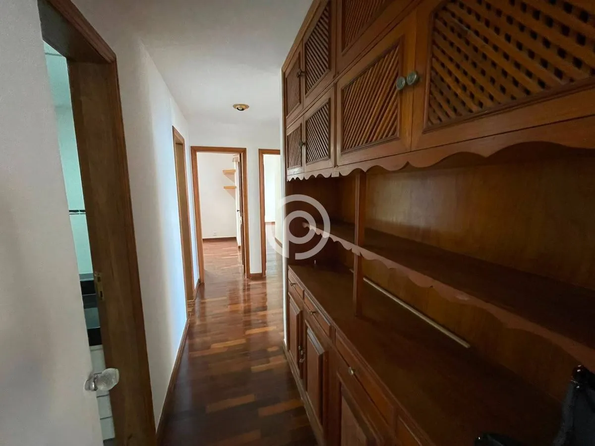 Rental apartment with 4 bedrooms and 4 bathrooms — photo 28