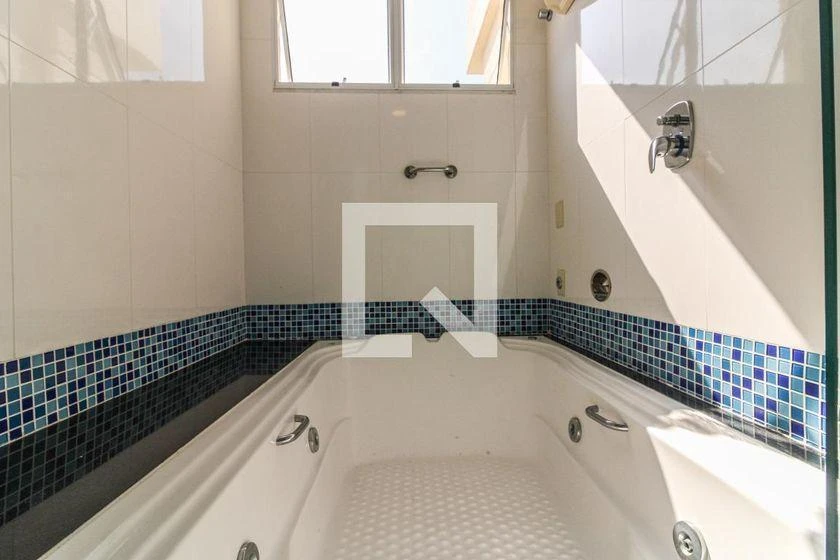 Apartamento para locação com 4 quartos e 160 m² — photo 50