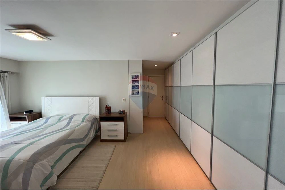Apartamento 218 m² com 4 quartos e varanda com churrasqueira — photo 23