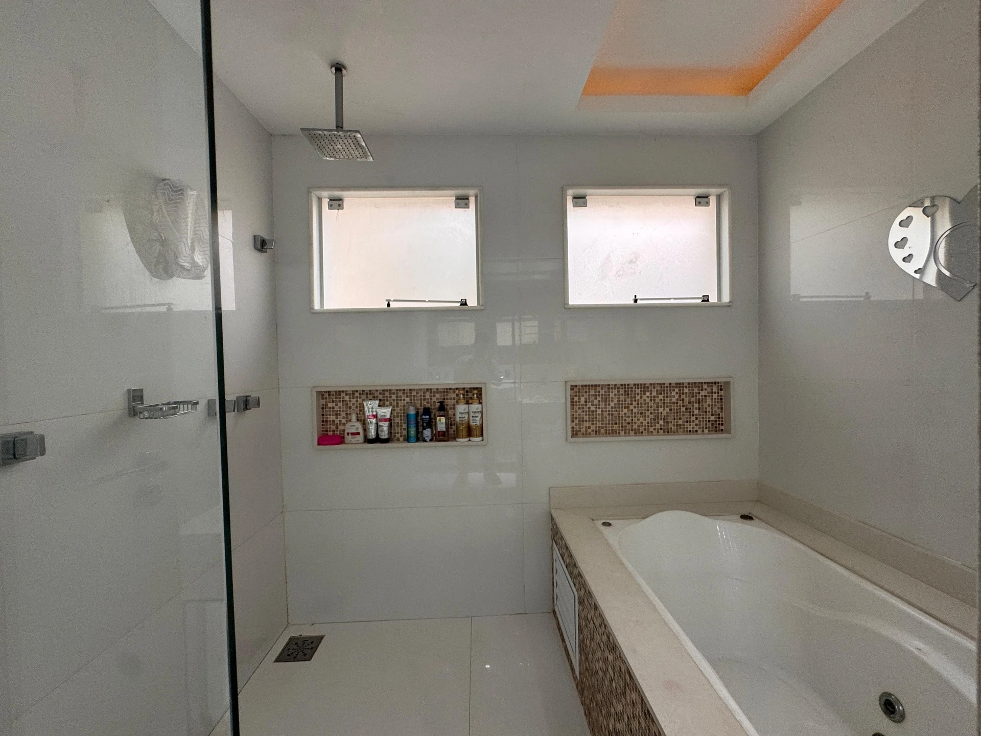 Casa mobiliada de 6 quartos com jacuzzi — photo 53