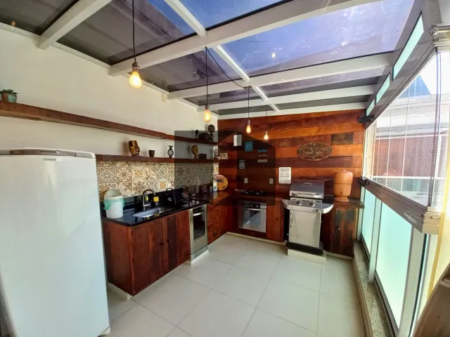 Furnished apartment with open-plan kitchen and 3 bedrooms — photo 2