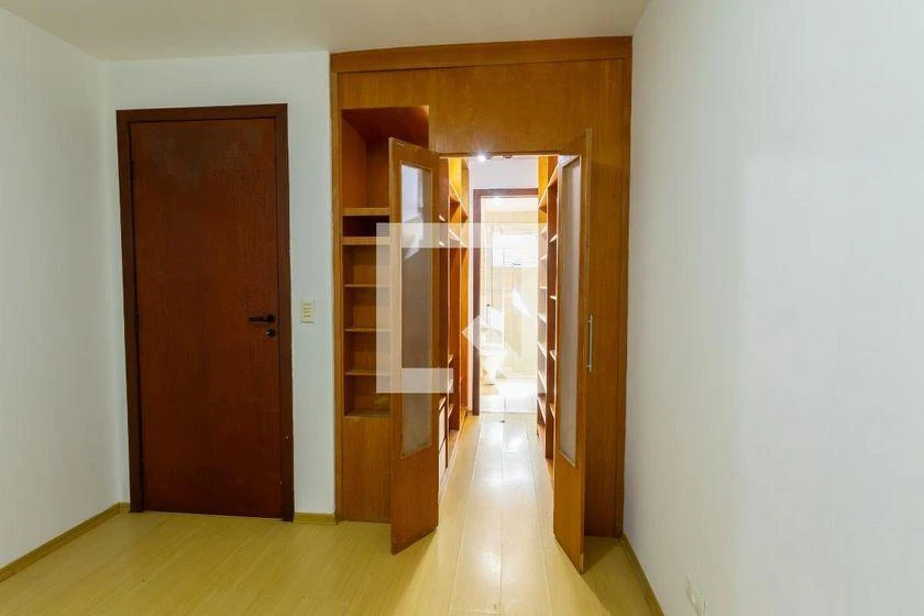3-bedroom house with a home office in Curitiba — photo 43