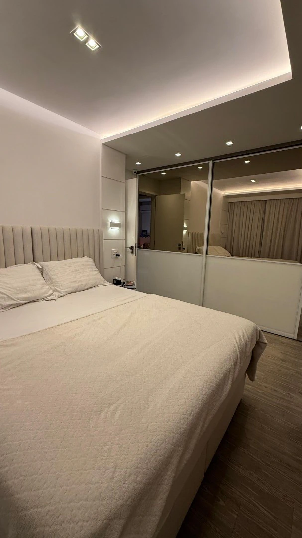 Apartamento mobiliado com 3 suítes e varanda de vidro — photo 12