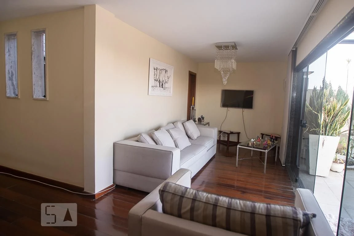 Furnished 3-bedroom apartment with private BBQ — photo 12