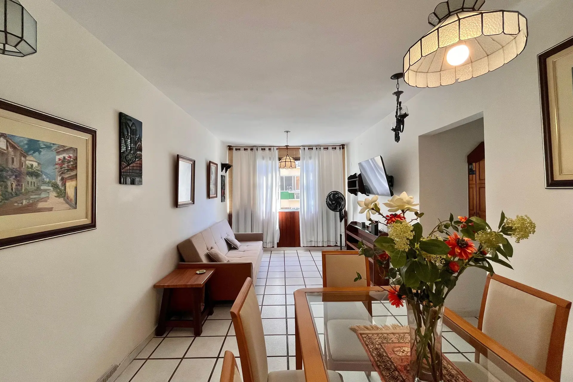 Furnished 3-bedroom apartment with 2 bathrooms