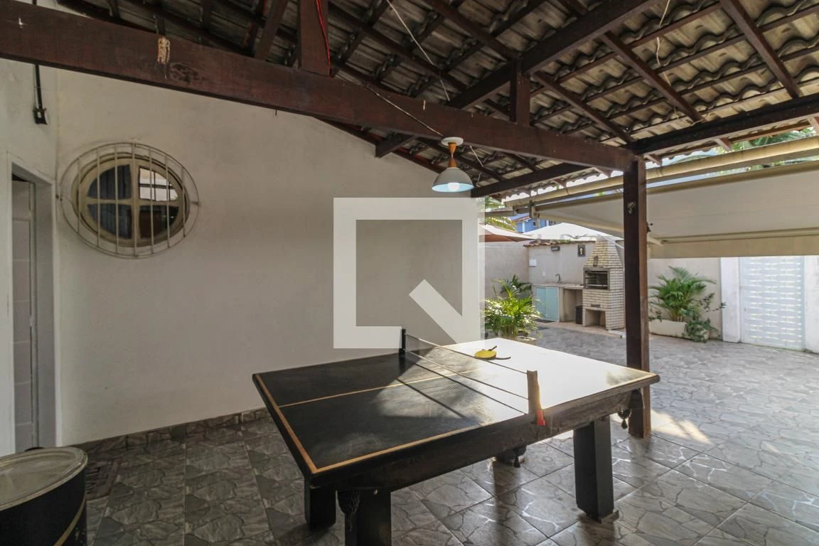 Furnished house with 2 bedrooms and 2 parking spaces — photo 22