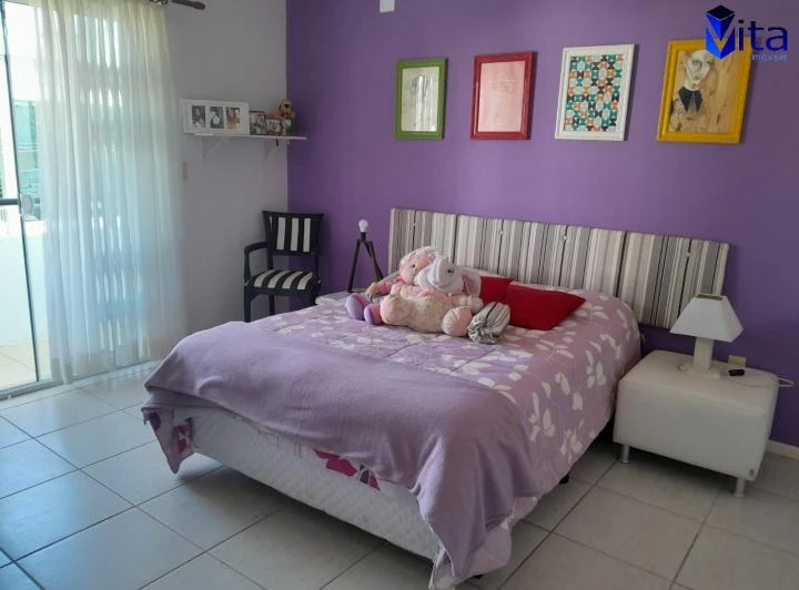 Furnished house with open-plan kitchen and 388 m² — photo 6