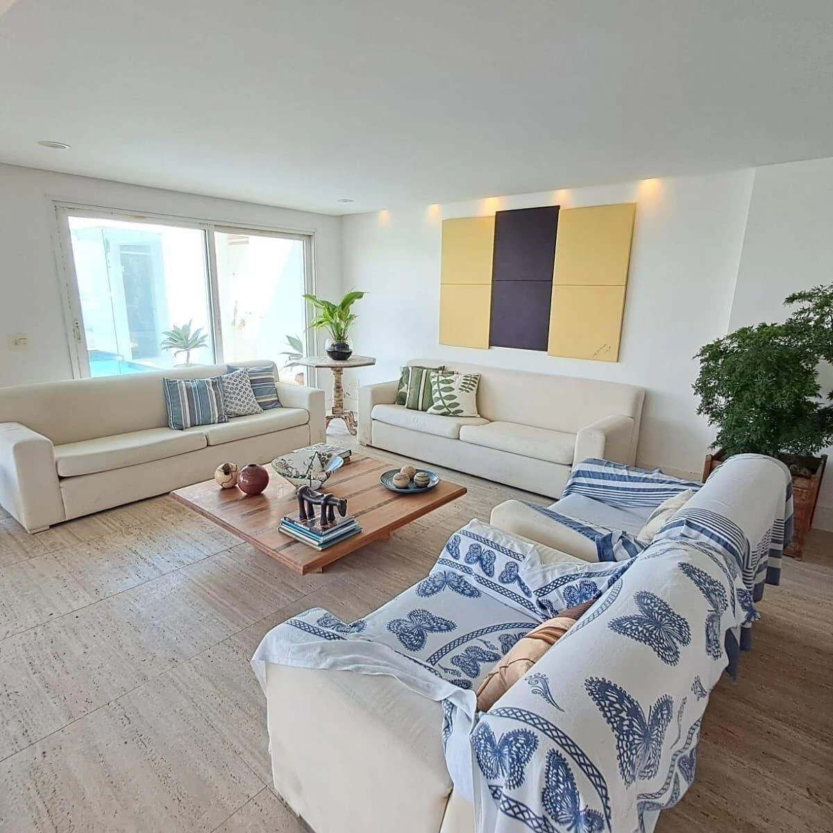 Furnished 4-bedroom house with 1450 m² and 4 parking — photo 10