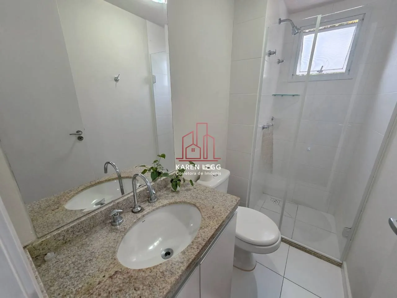 Apartment on the 2nd floor with a glass-enclosed balcony — photo 10