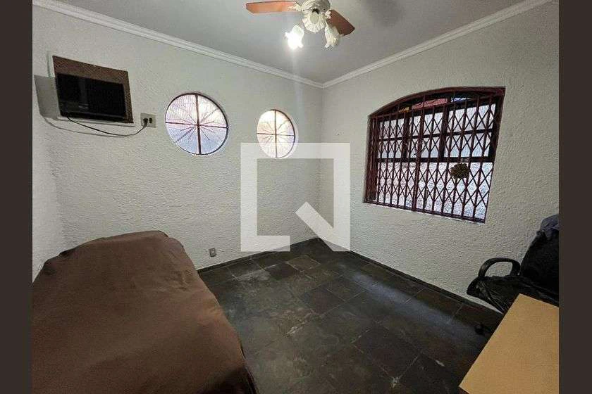Rental house with 4 bedrooms and 600 m² — photo 17